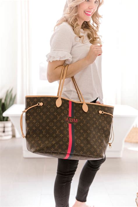 neverfull laptop tote.